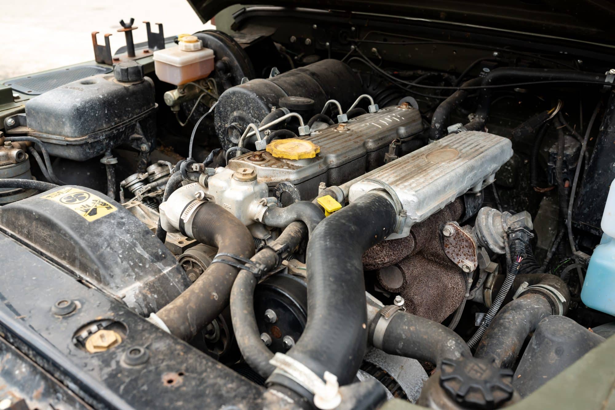 Land Rover 6 1