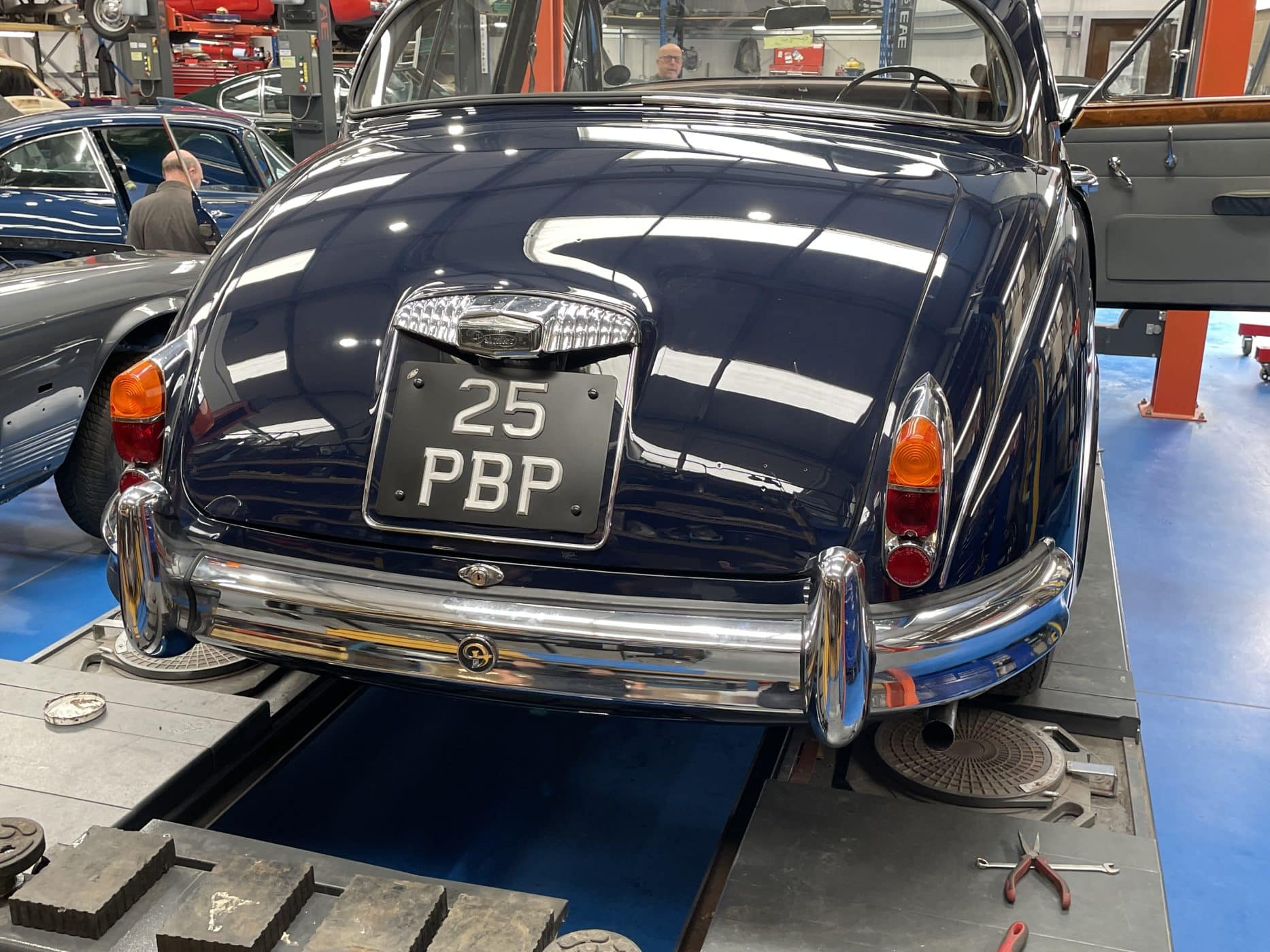05072023 1964 Daimler 250 V8 nearly finished 4 1