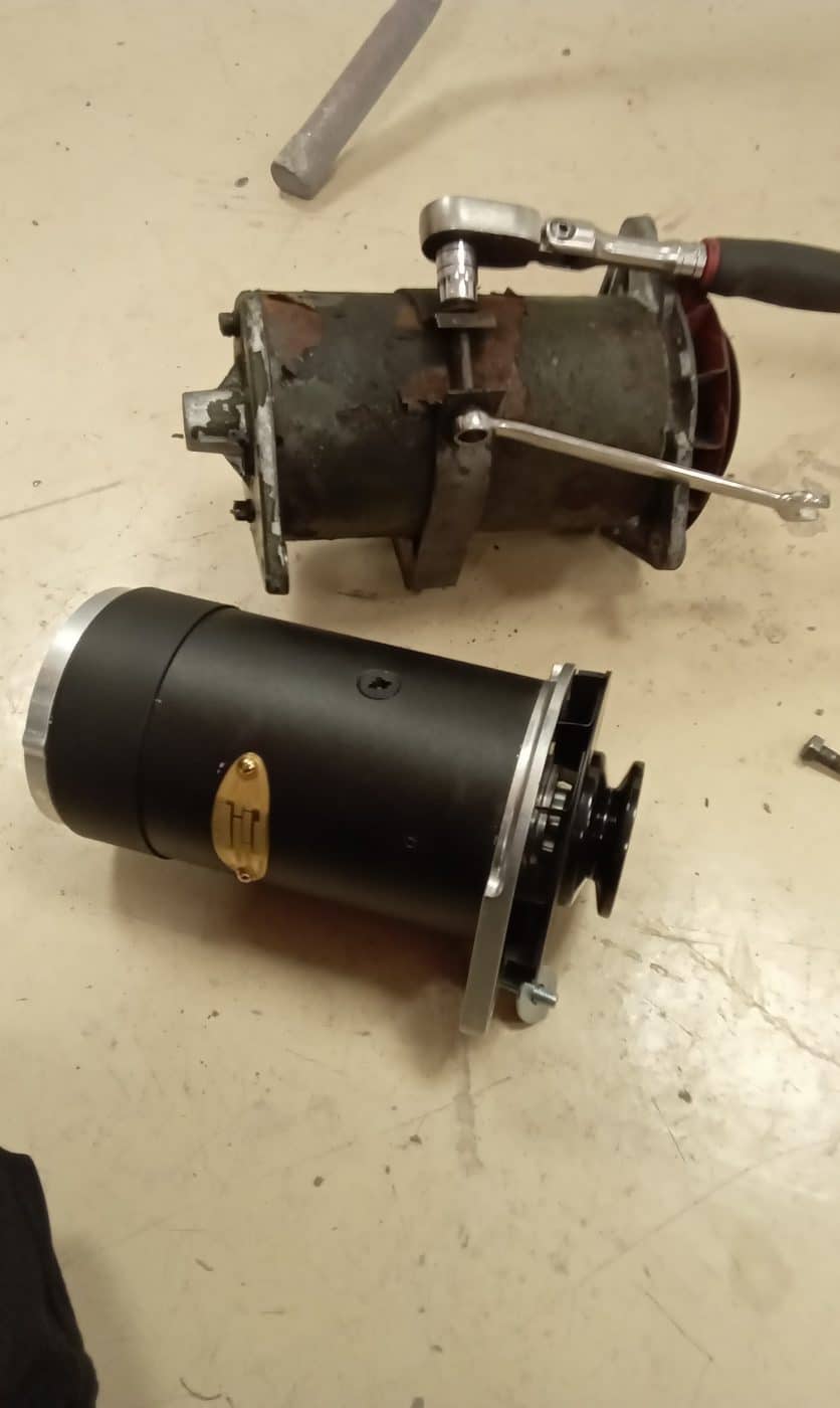 05072023 1967 Austin Healey 3000 Carbs Dynamo 16 1