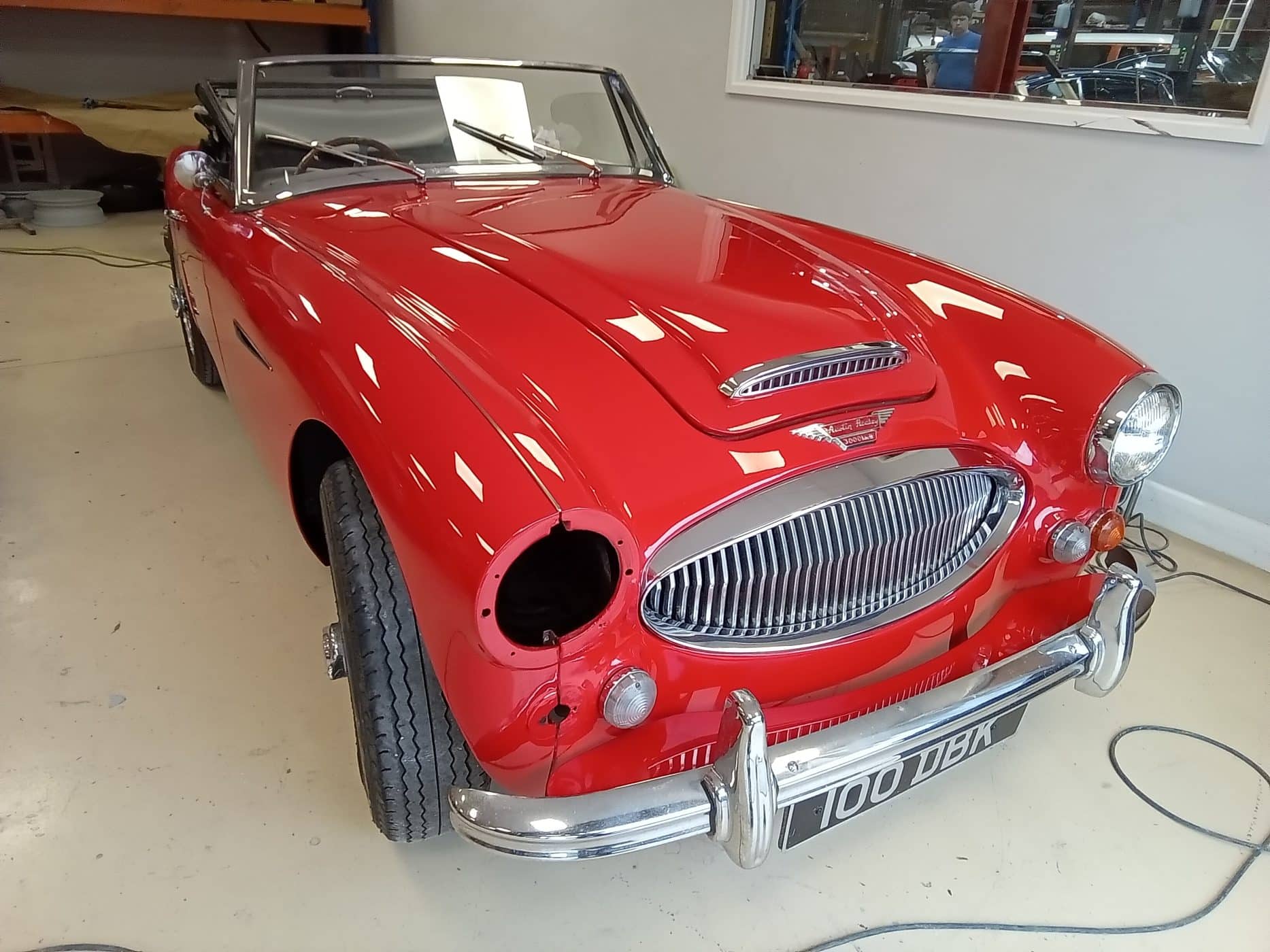05072023 1967 Austin Healey 3000 flat and polish 2 1