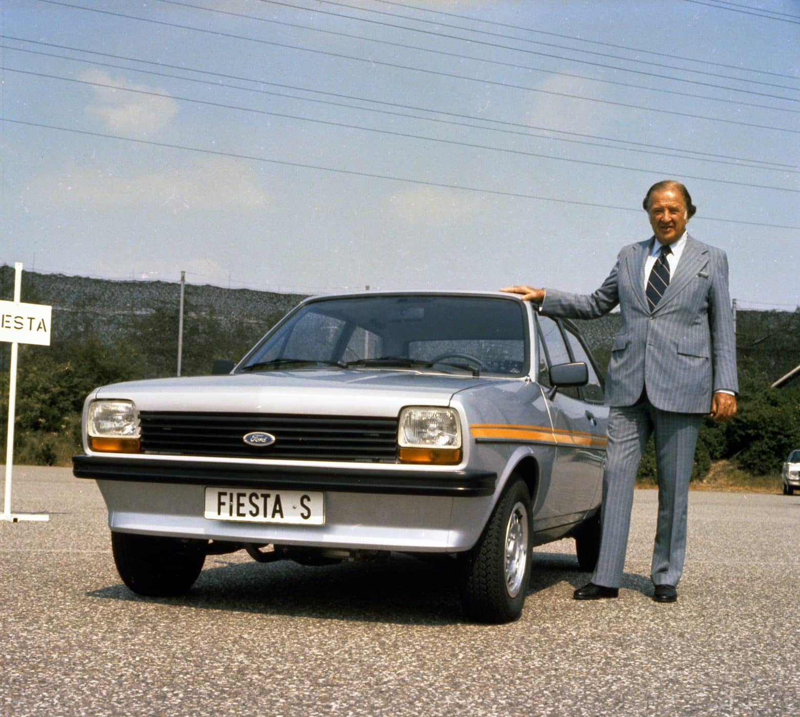 History 1976 Fiesta HenryFordII 1 1