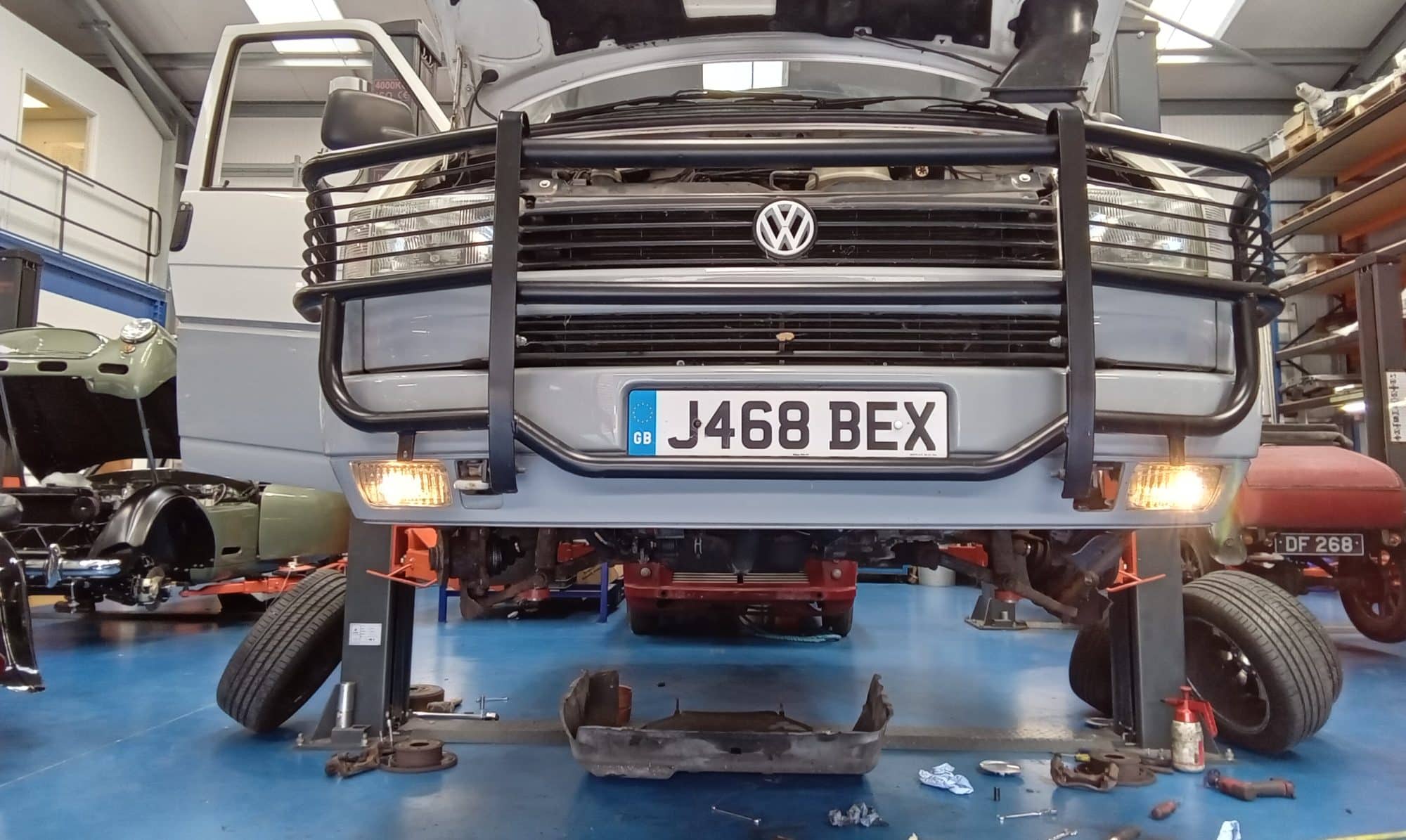 09082023 1991 Volkswagen Transporter T4 service 1 1