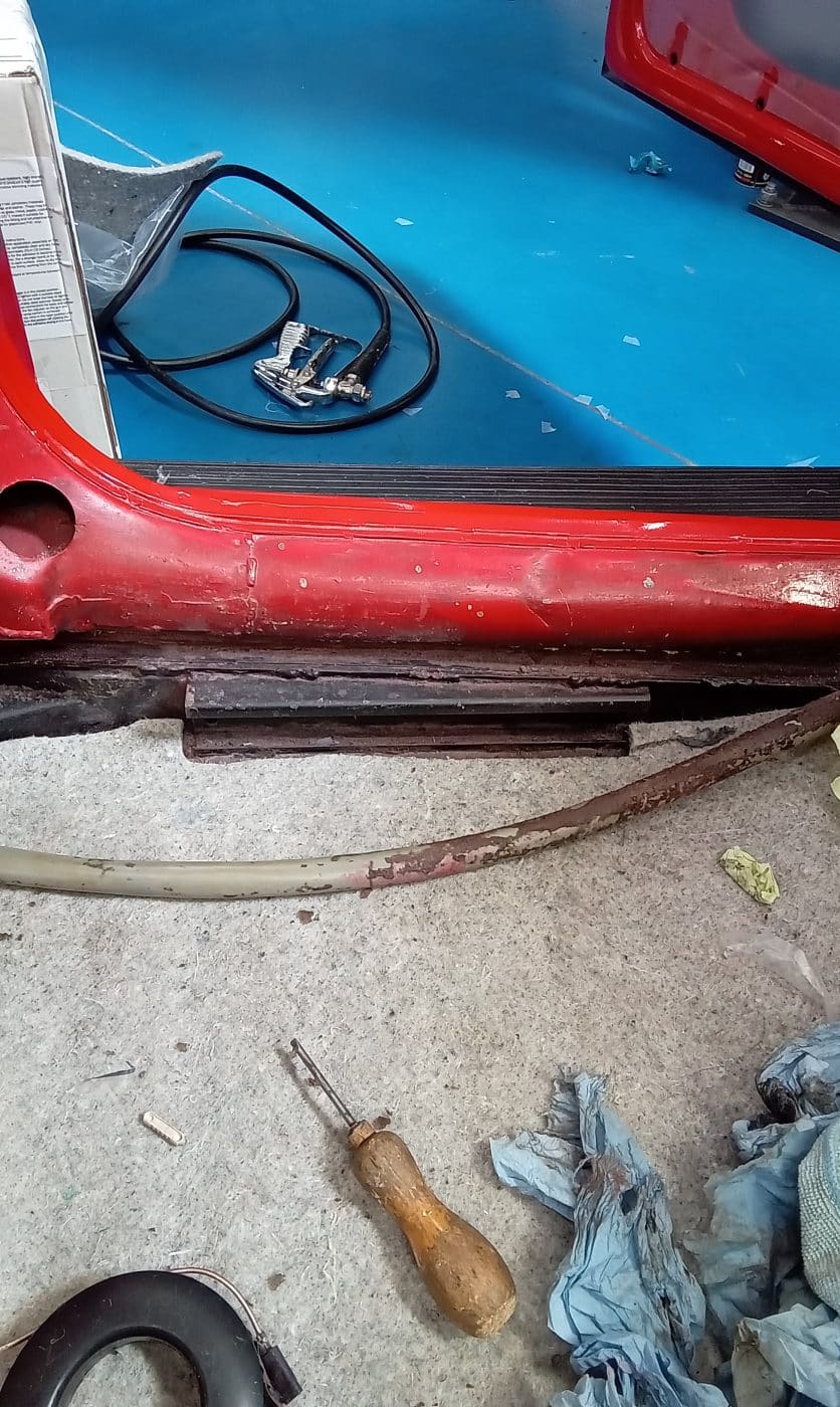 30082023 1974 Volkswagen Beetle interior going back in 12 1