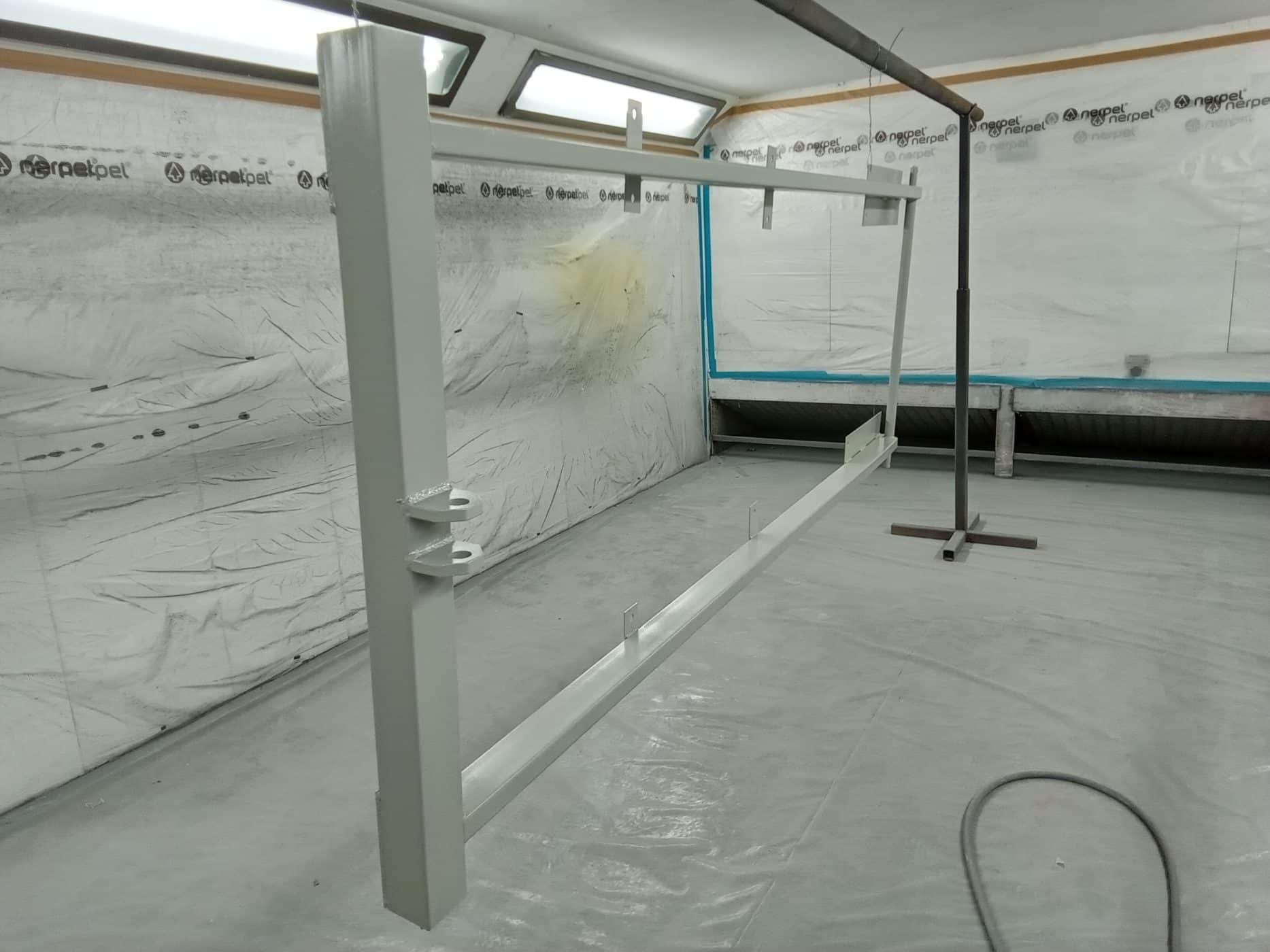 30082023 Ford Transit Tipper MKII bed frame in paint 6 1