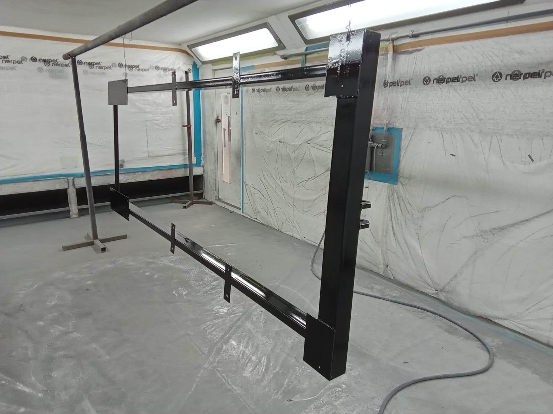 30082023 Ford Transit Tipper MKII bed frame in paint 8 1