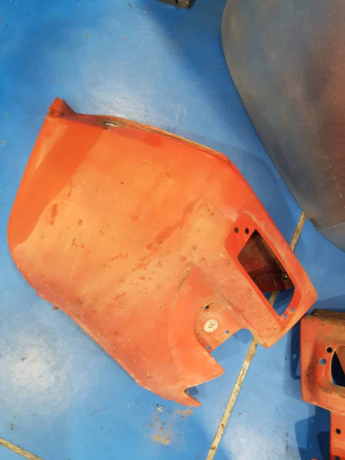 07092023 1976 Triumph Spitfire Strip dwon for sandblasting 10 1