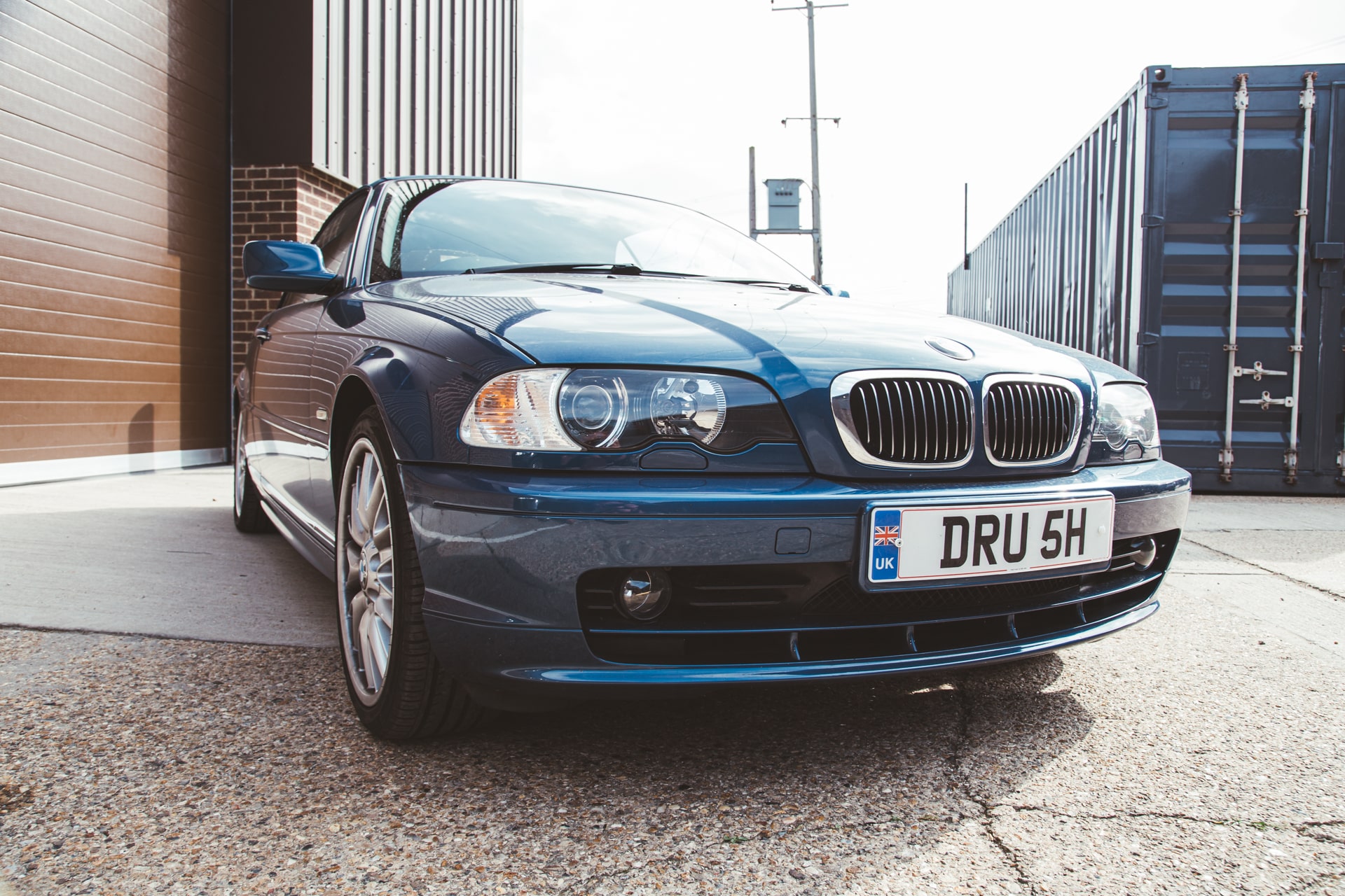 120923 2001 BMW 325i 6 1