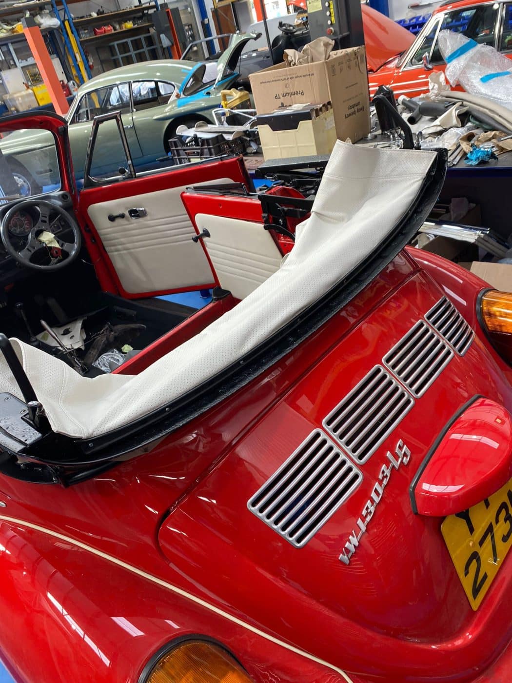 15092023 1974 Volkswagen Beetle headliner 11 1