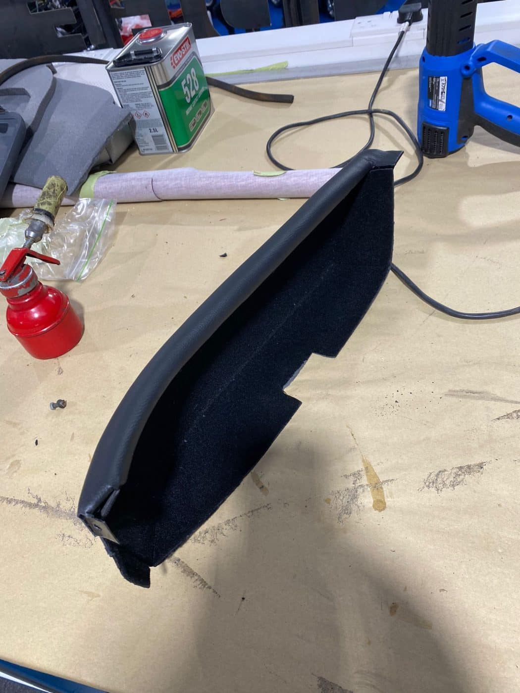 25092023 1968 Jaguar E Type Series 1.5 front interior 12 1