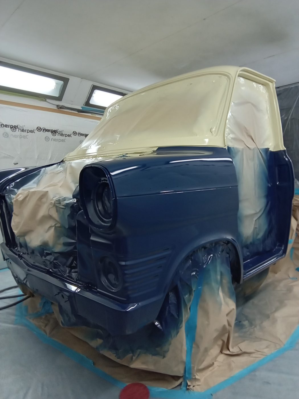 25092023 1972 Ford Transit in paint 19