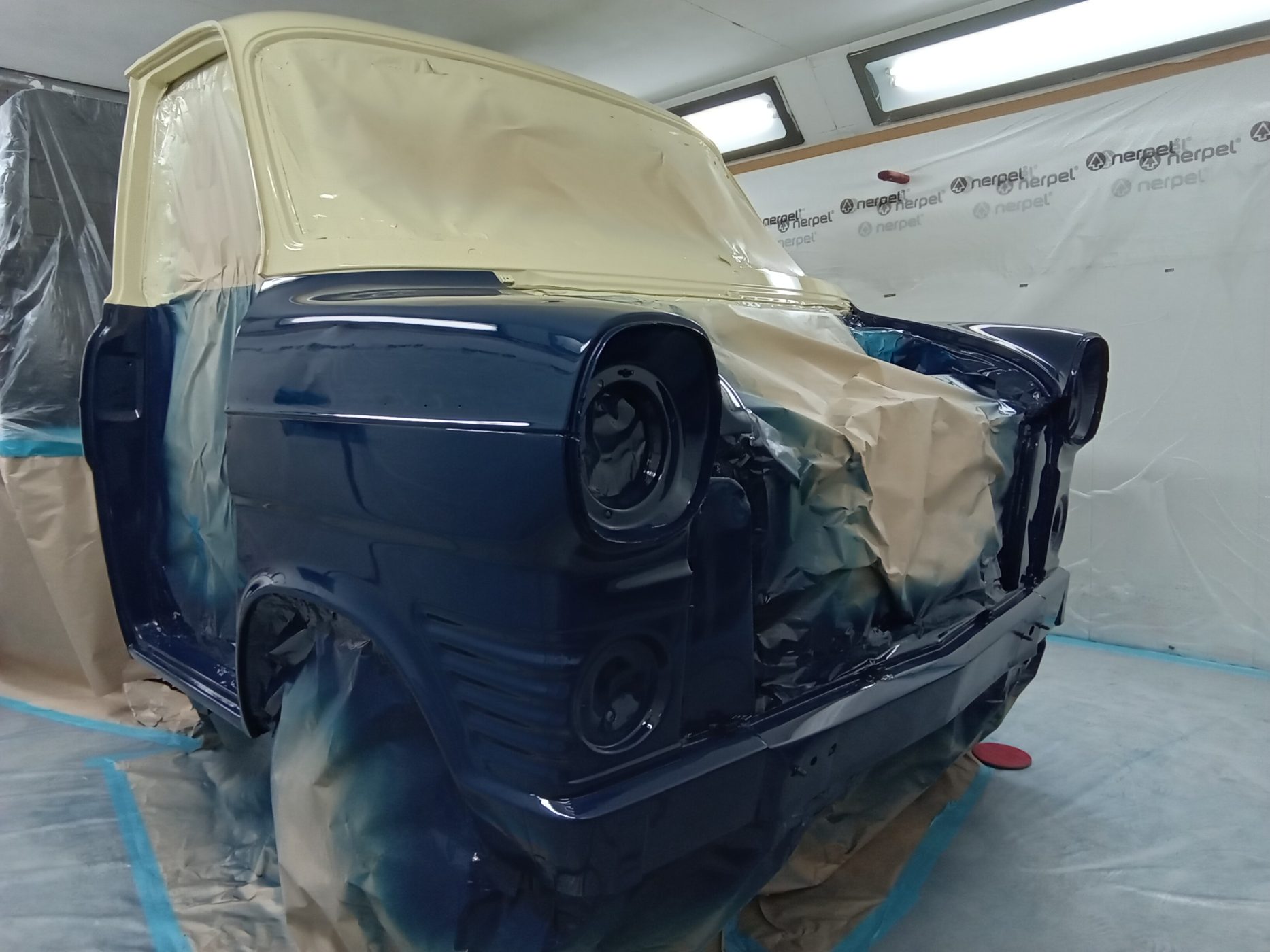 25092023 1972 Ford Transit in paint 20