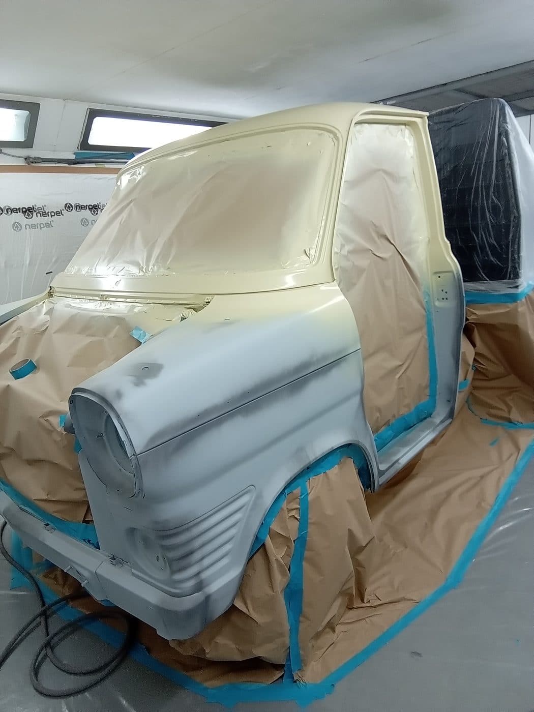 25092023 1972 Ford Transit in paint 5