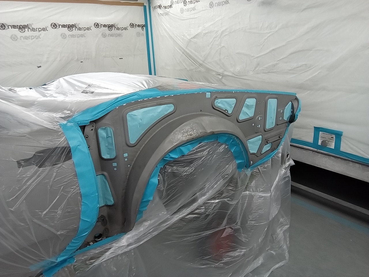 12102023 1976 Triumph Spitfire inner wings in paint and fitting 3 1