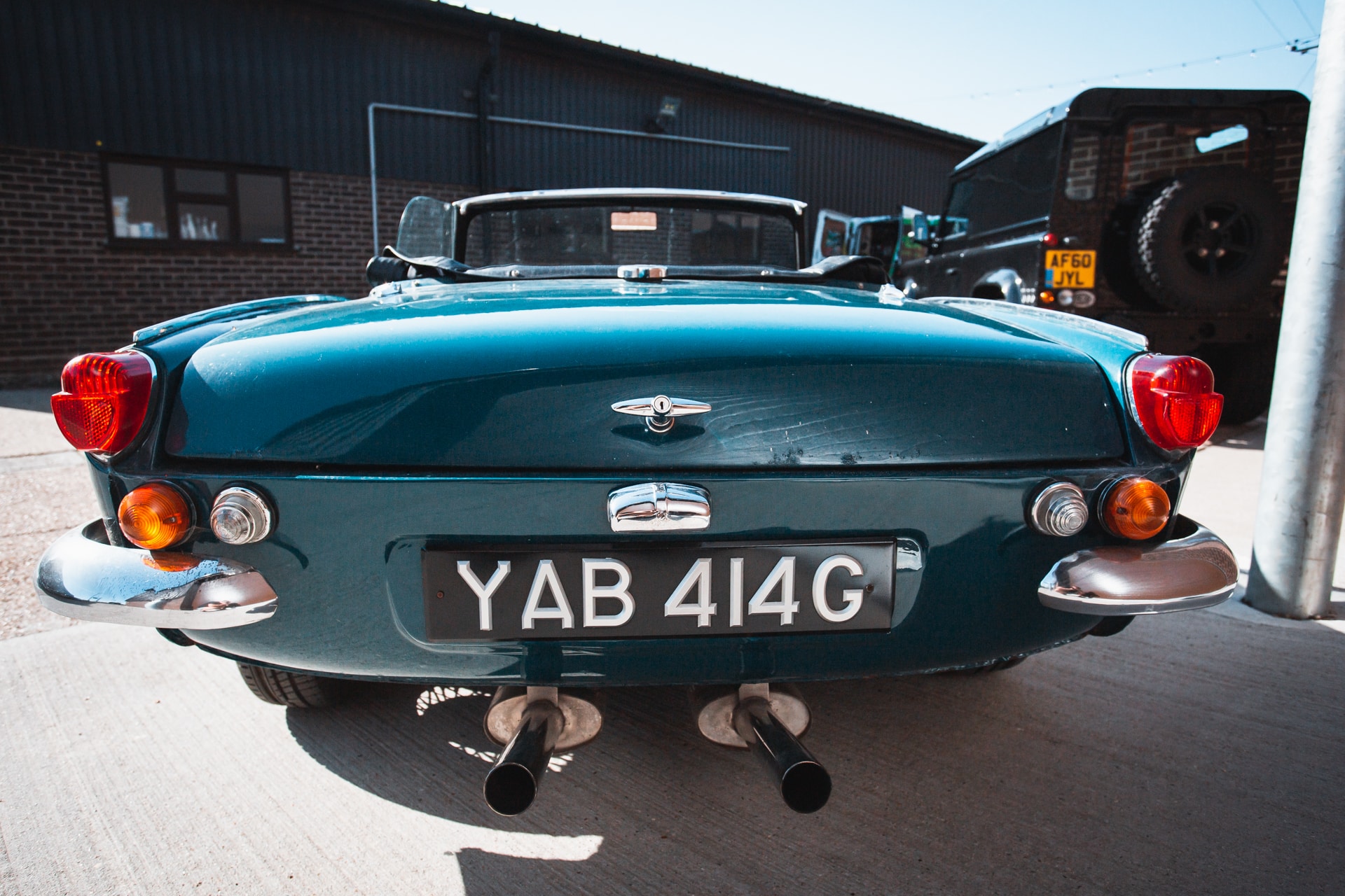 Triumph Spitfire Arrival 03 1