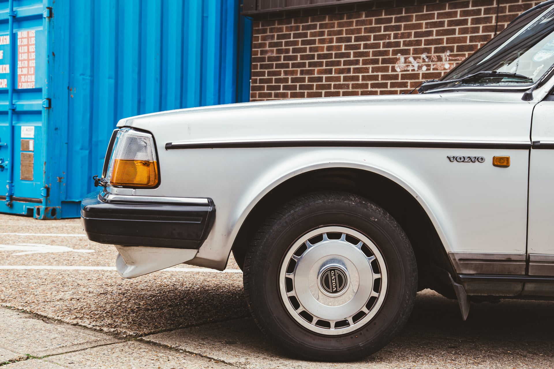 151123 1988 Volvo 240GL 2 1
