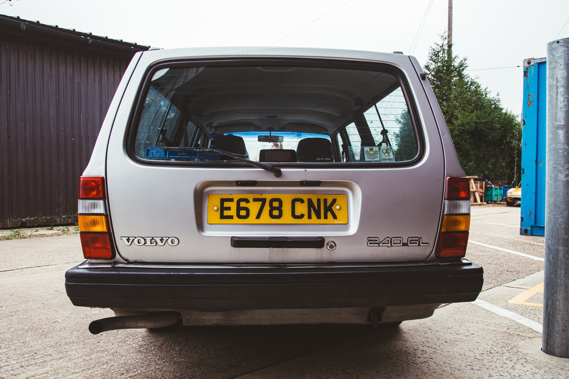 151123 1988 Volvo 240GL 5 1