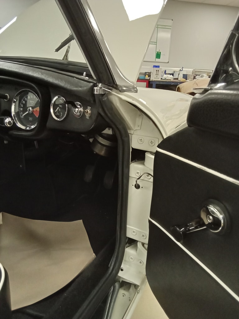 1970 MG B Roadster Front Wing Repair 21 1