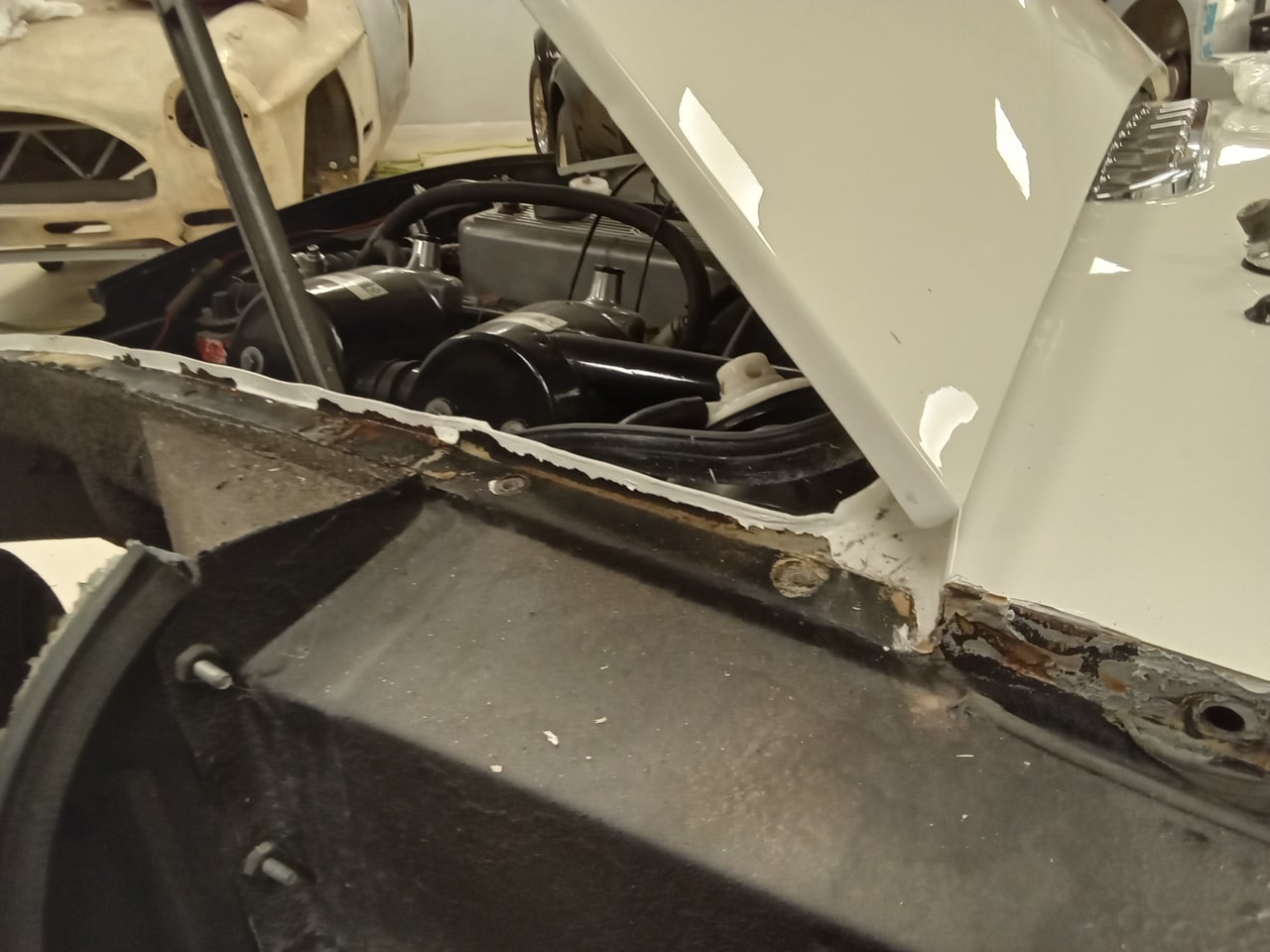 1970 MG B Roadster Front Wing Repair 29 1