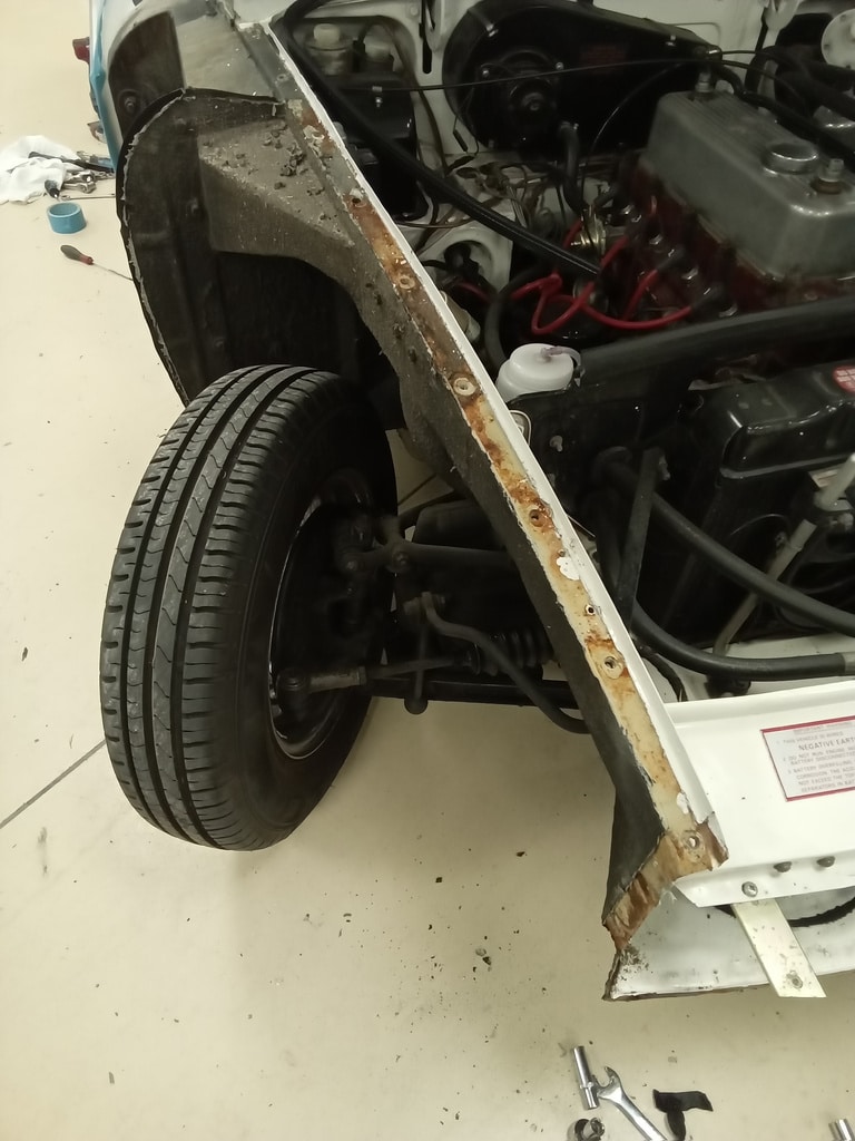 1970 MG B Roadster Front Wing Repair 38 1