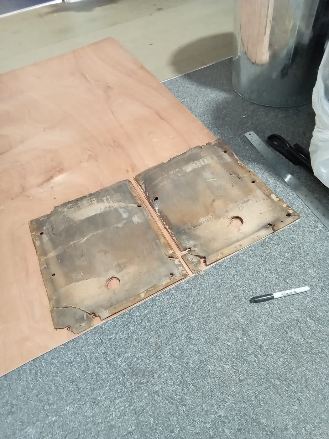 20112023 1964 Amphicar 770 fitting hood 4 1