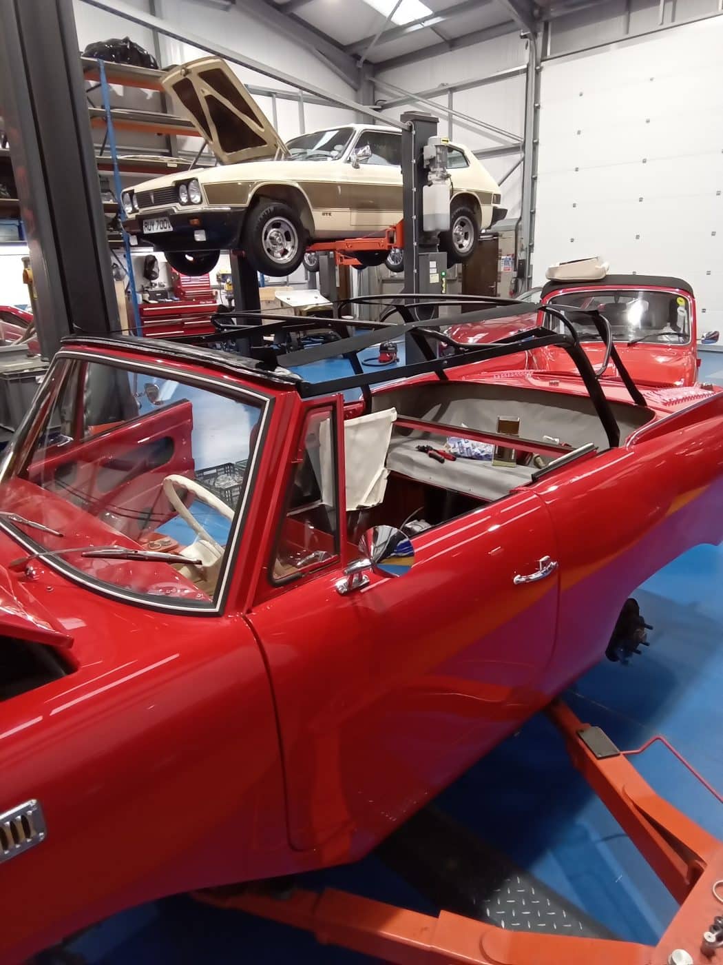 20112023 1964 Amphicar 770 fitting hood 8 1