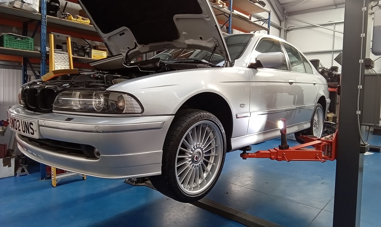 20112023 2002 Alpina B10 initial assessment 150 1