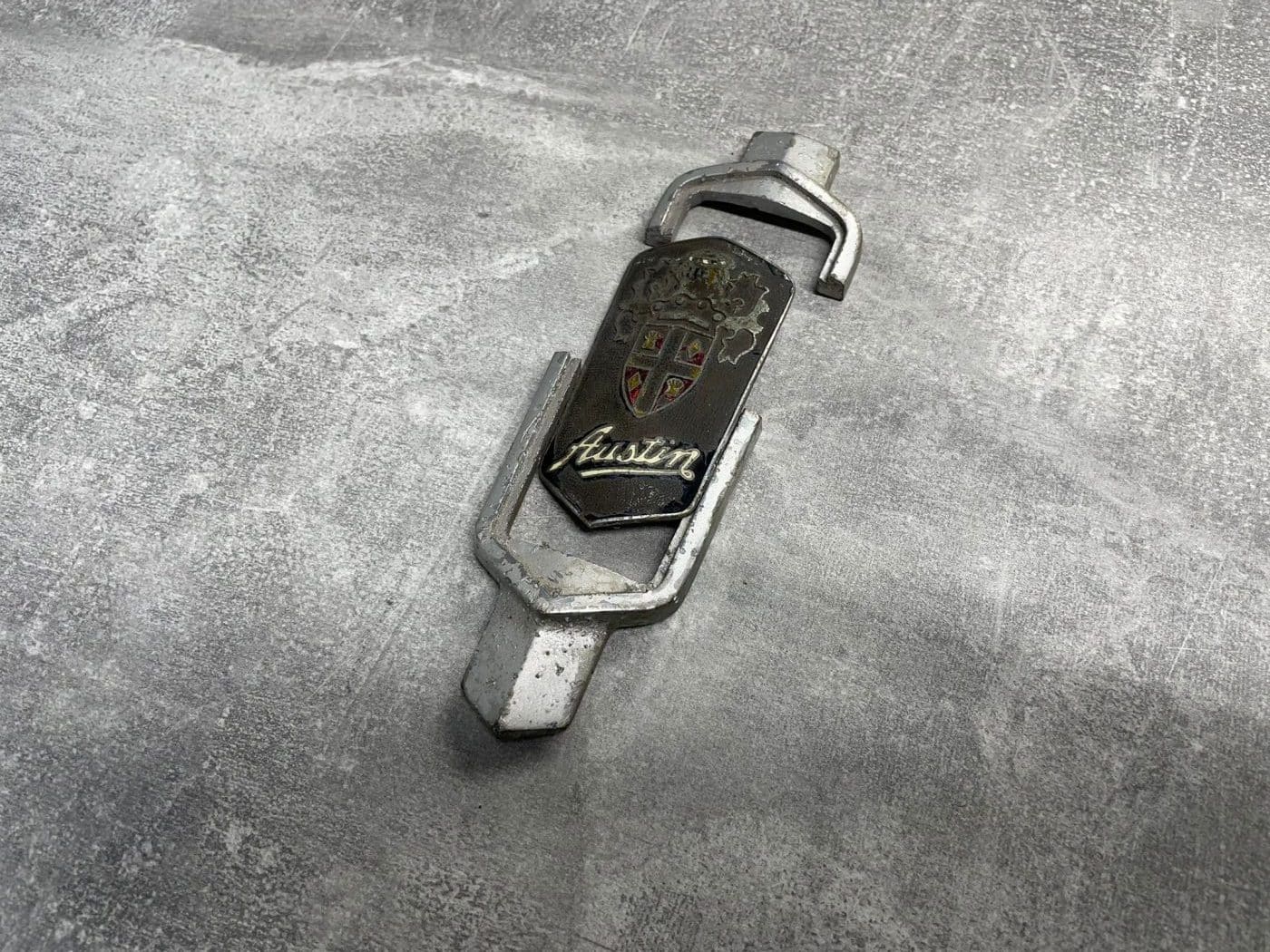 second-hand car parts - Bridge Classic Cars