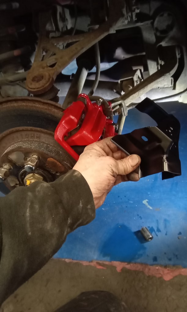 29112023 2005 Honda S2000 brakes 4 1
