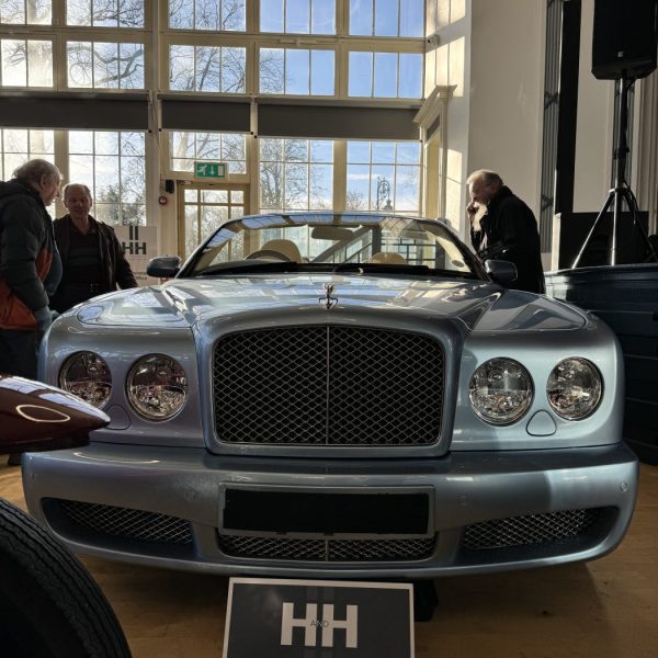 Classic Car Auction - H and H - Bridge Classic Cars
