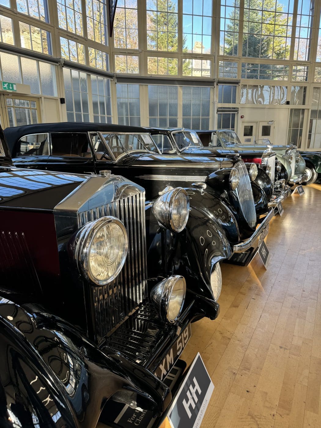 Classic Car Auction - H and H - Bridge Classic Cars