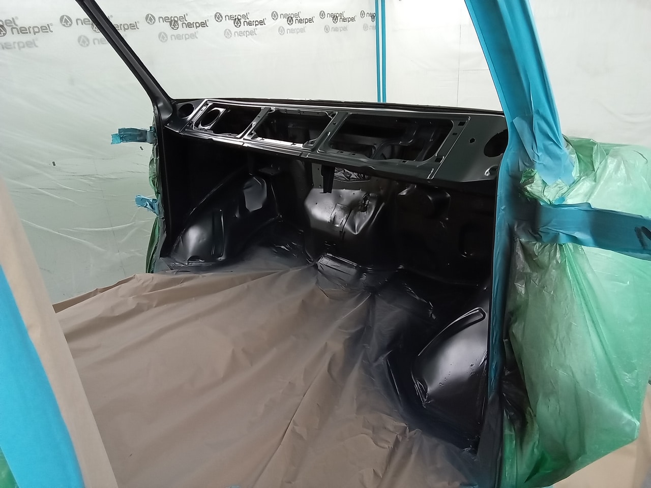 Ford Transit Mk2 Prime and Paint 03 1