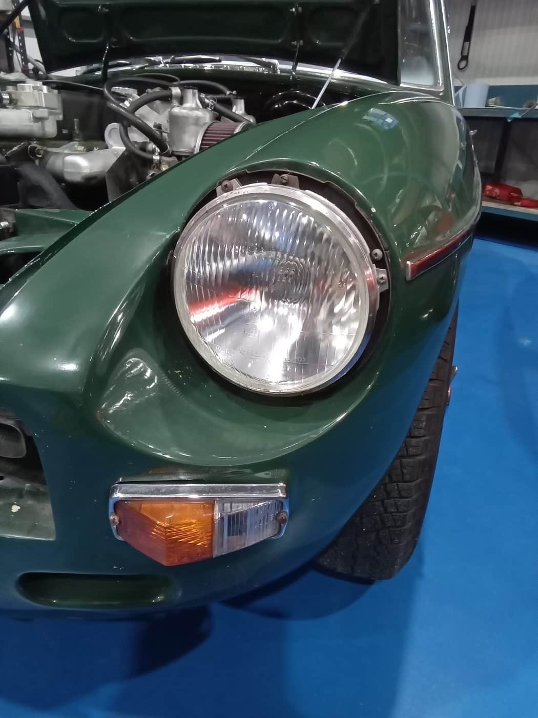 041223 1969 MGC GT Teardown3 1