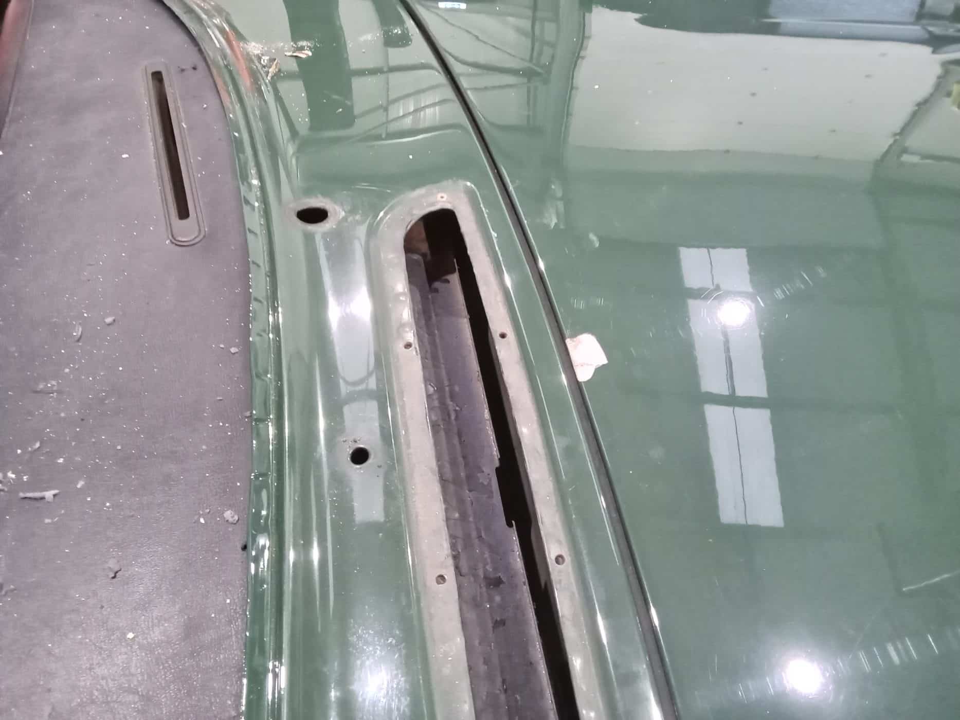041223 1969 MGC GT Teardown46 1