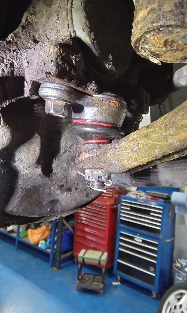 04012024 1992 Toyota MR2 finsihing off 8 1
