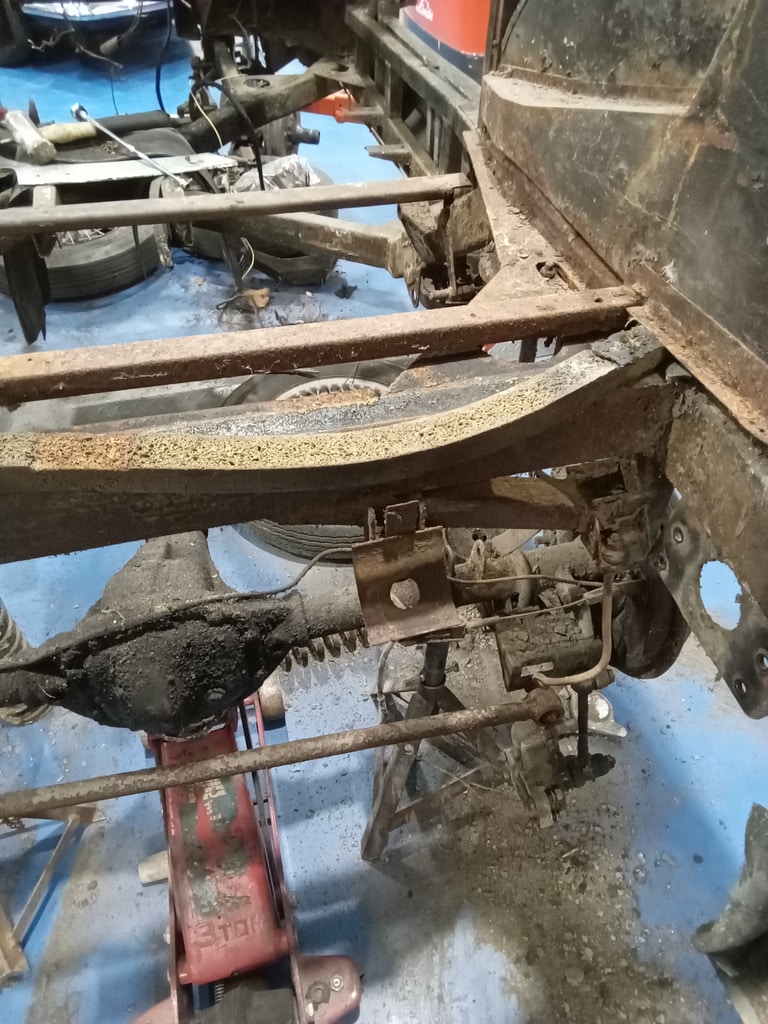 08012024 1955 Aston Martin DB2 4 Drophead Coupe past repairs and suspension 12 1