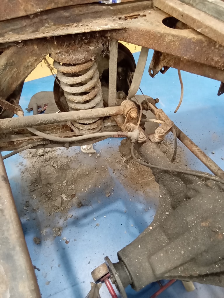 08012024 1955 Aston Martin DB2 4 Drophead Coupe past repairs and suspension 5 1