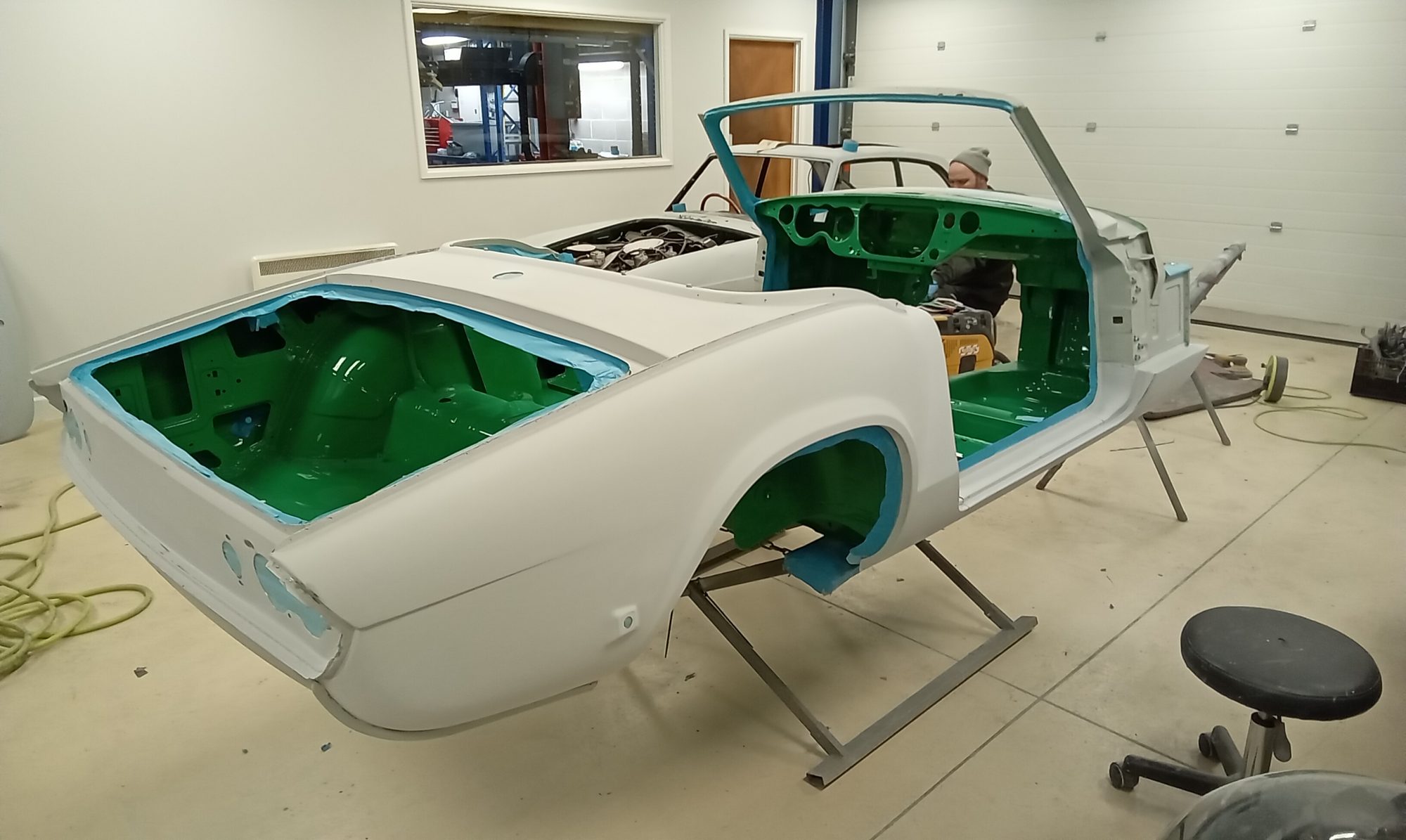 08012024 1976 Triumph Spitfire masking up 9
