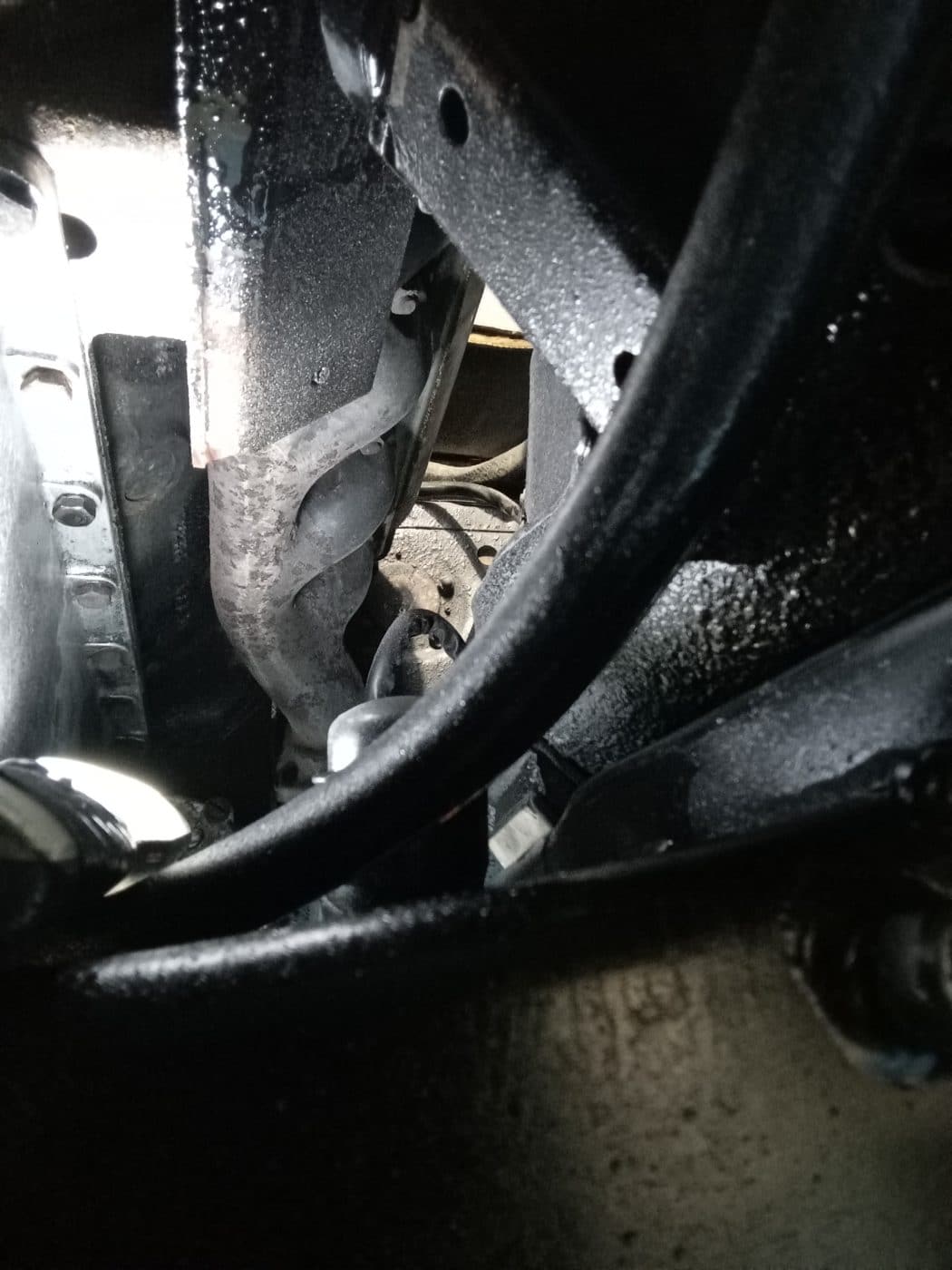 110124 1964 Damiler 250 V8 Leak Investigation 3 1