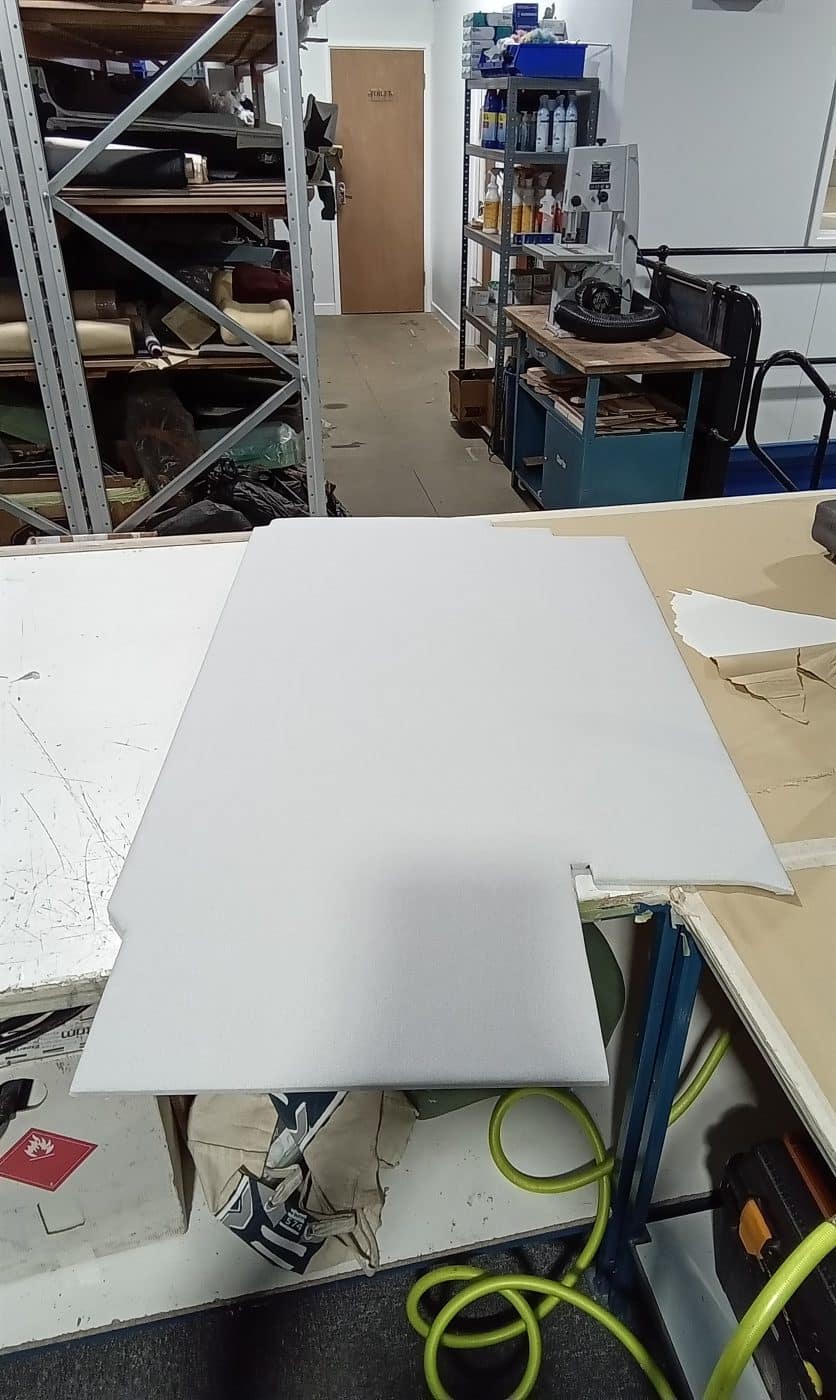 17012024 2010 Land Rover Defender covering rear panels 1 1