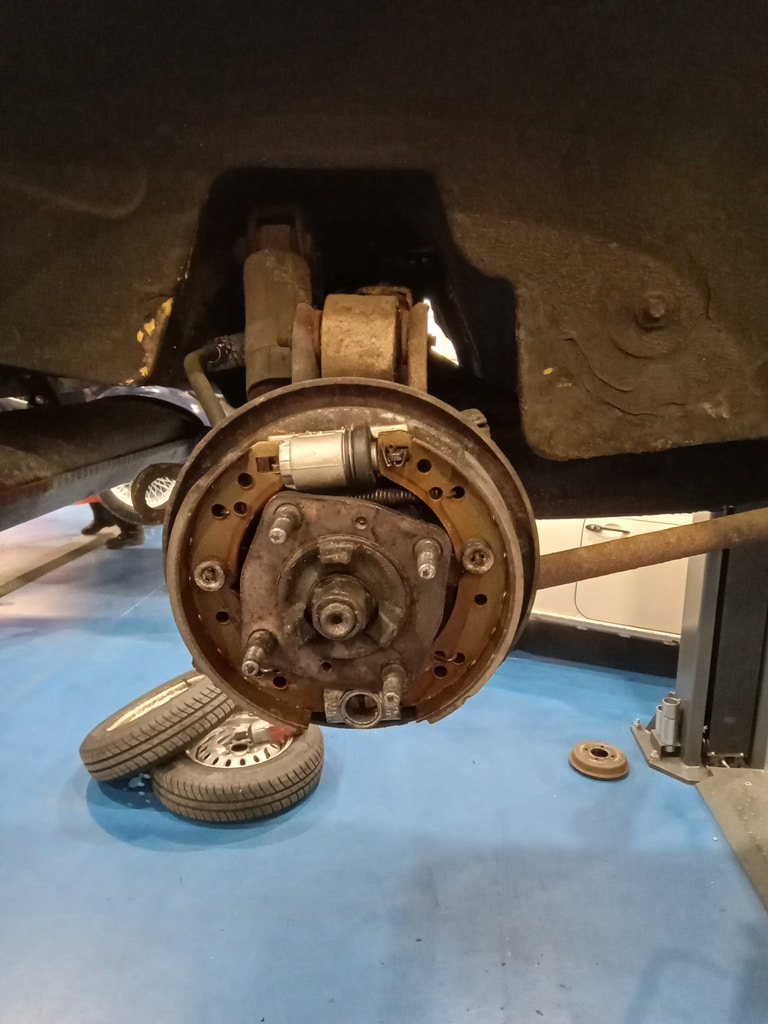 29012024 1979 Triumph Spitfire service 1 1