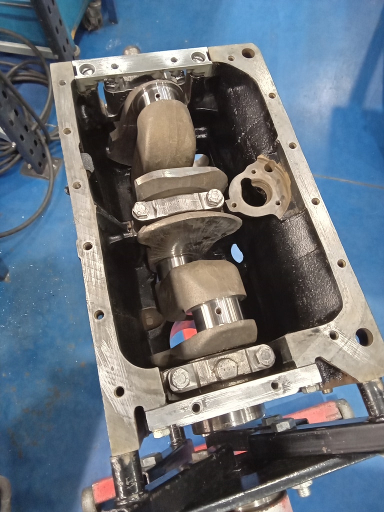 08022024 1976 Triumph Spitfire engine paint and rebuil 7 1