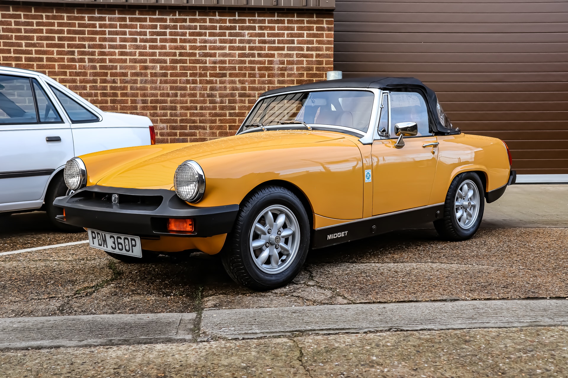 09022024 1976 MG Midget arrival 8 1 1