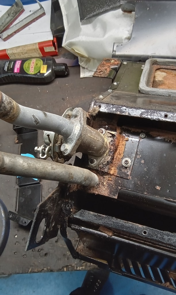 11032024 1964 Ford Zephyr 4 repairs 10 1
