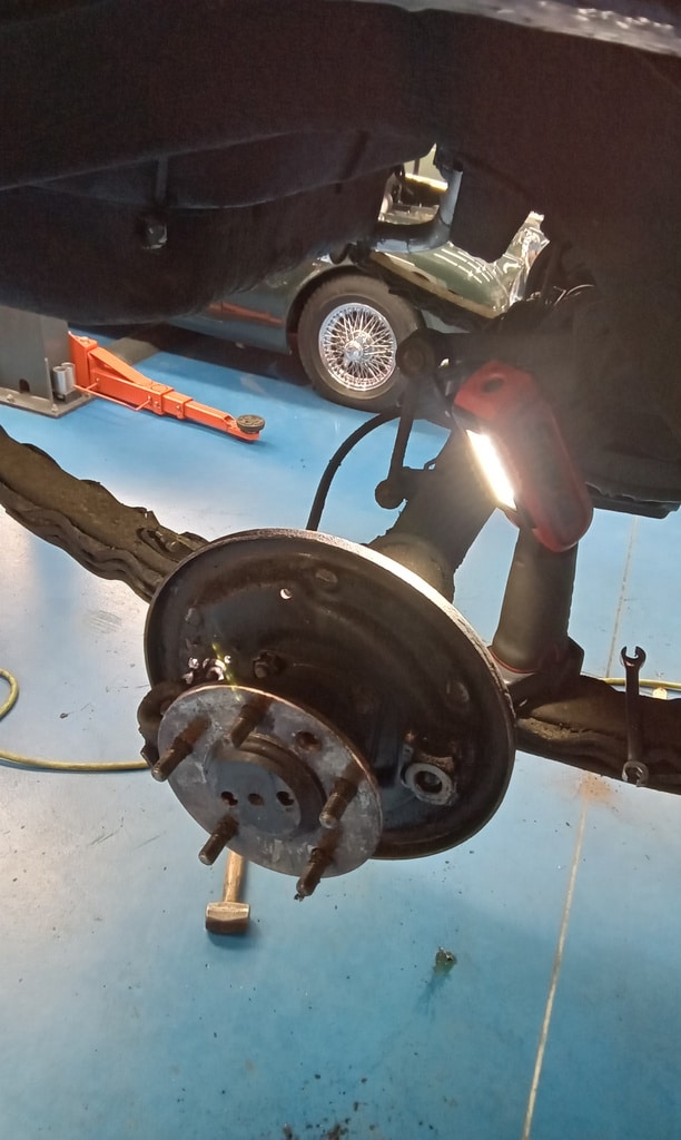 11032024 1964 Ford Zephyr 4 repairs 35 1