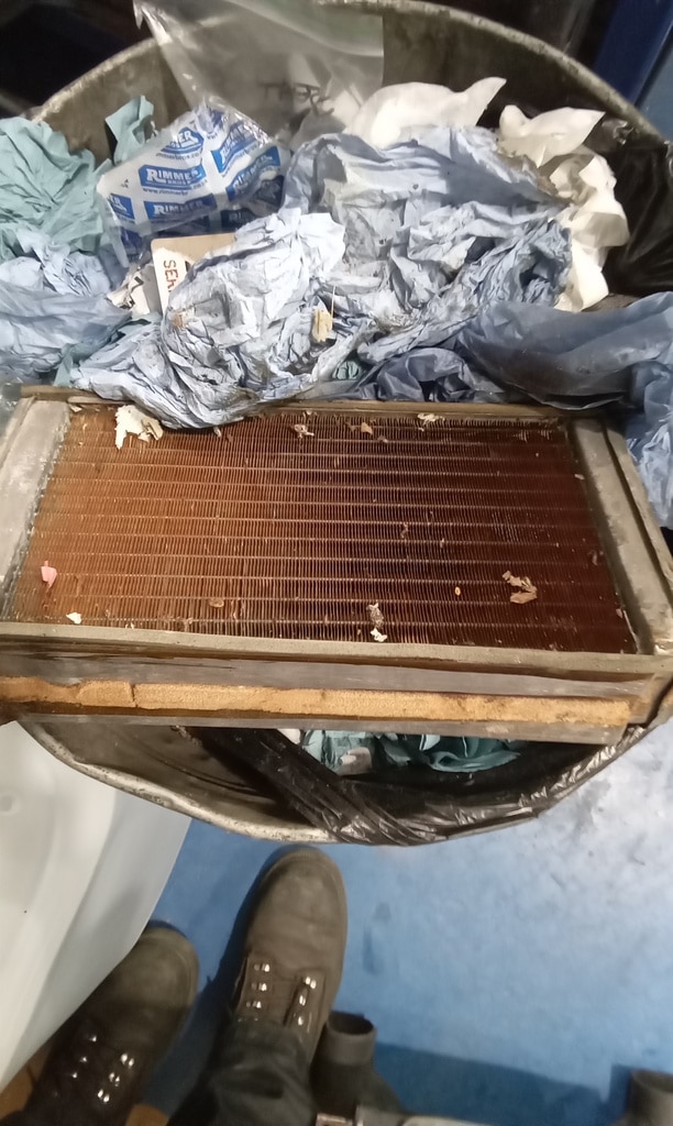 11032024 1964 Ford Zephyr 4 repairs 5 1