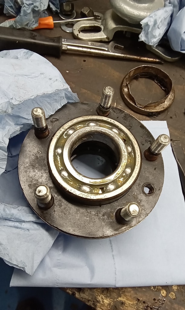 11032024 1964 Ford Zephyr 4 repairs 51 1