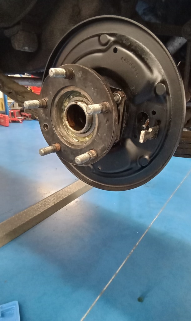 11032024 1964 Ford Zephyr 4 repairs 53 1
