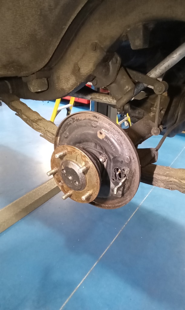 11032024 1964 Ford Zephyr 4 repairs 70 1