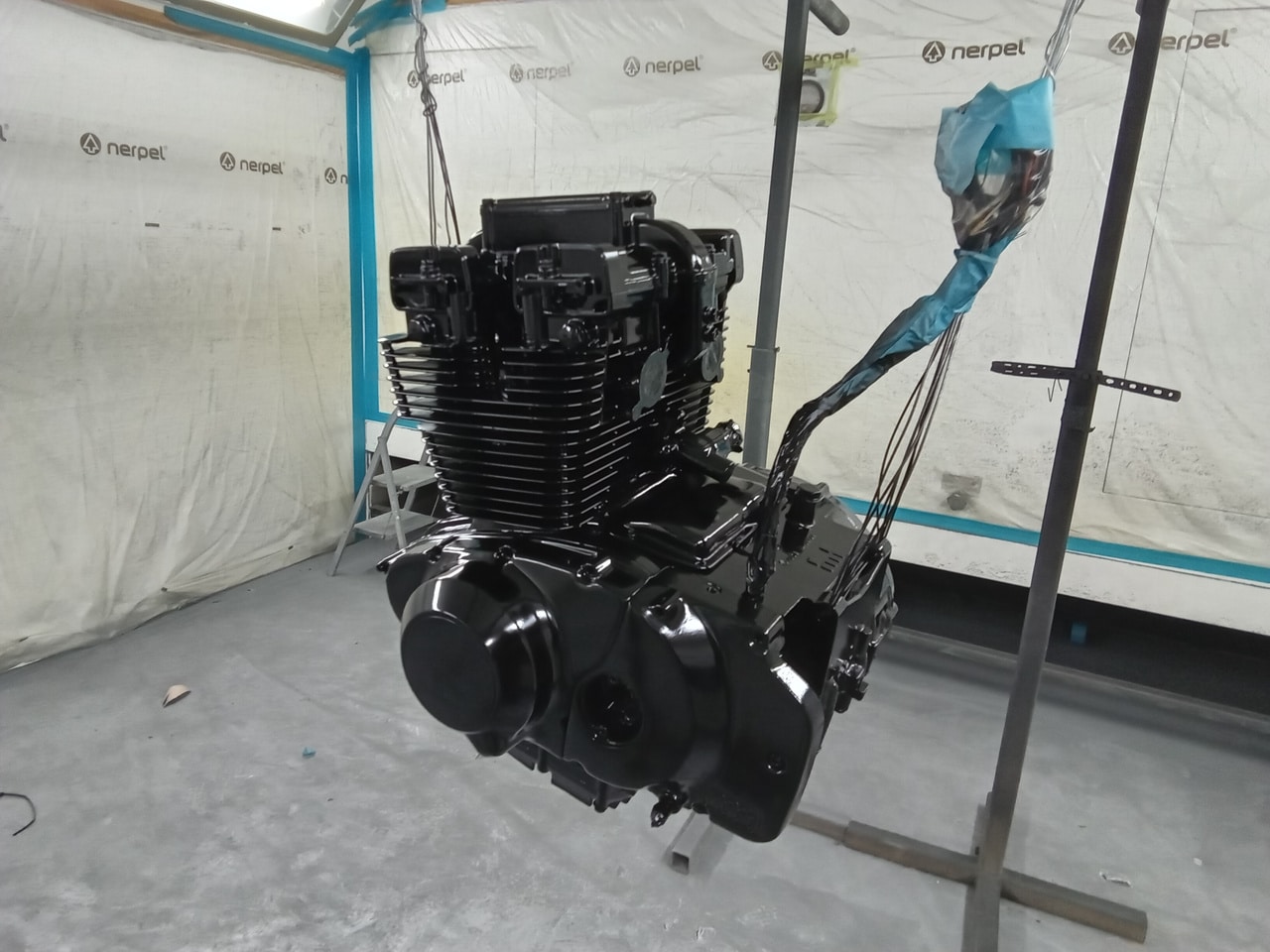 14032024 1984 Suzuki GSX400T engine paint 13 1