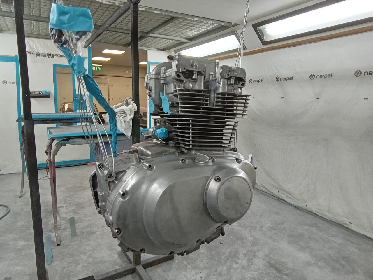 14032024 1984 Suzuki GSX400T engine paint 9 1